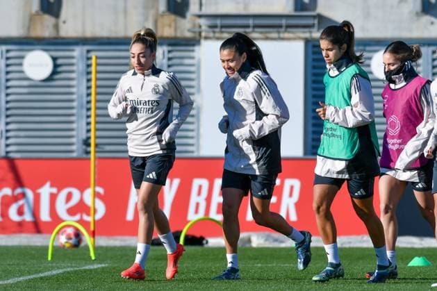December 16, 2024, Valdebebas, Madrid, Spain: Real Madrid CF Femenino players during training at the Alfredo Di Stefano, Spain, Dec. 16. Valdebebas Spain - ZUMAc312 20241216_zsp_c312_022 Copyright: xOscarxManuelxSanchezx