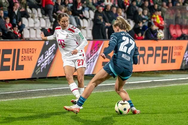 16 12 2024, Soccer Google Pixel Womens Bundesliga, Season 2024 2025, Matchday 12, 1 FC Koeln RB Leipzig at Franz Kremer Stadium in Cologne Laura Feiersinger 1 Fc Koeln, 27 tunnels Marlene Mueller RB Leipzig, 27 Important note In accordance with the regulations of the DFL German Football League and the DFB German Football Association, it is prohibited to utilize or have utilized photographs taken in the stadium and or of the match in the form of sequential images and or video-like photo series Foto Kirchner Media TH Copyright: xKirchner-Media THx