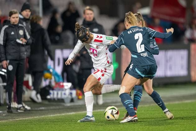 16 12 2024, Soccer Google Pixel Womens Bundesliga, Season 2024 2025, Matchday 12, 1 FC Koeln RB Leipzig at Franz Kremer Stadium in Cologne duel between 17kf, Frederike Kempe RB Leipzig, 02 and Lou Ann Joly RB Leipzig, 06 Important note In accordance with the regulations of the DFL German Football League and the DFB German Football Association, it is prohibited to utilize or have utilized photographs taken in the stadium and or of the match in the form of sequential images and or video-like photo series Foto Kirchner Media TH Copyright: xKirchner-Media THx