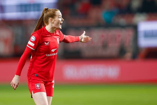 ENSCHEDE, Stadium De Grolsch Veste, 17-12-2024 , season 2024 2025 , UEFA Champions League Women. during the match Twente - Celtic (women), FC Twente player Nikee van Dijk Twente - Celtic (women)  x27073840x Copyright: