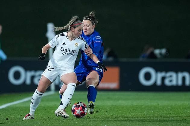 December 17, 2024, Valdebebas, Madrid, SPAIN: Athenea del Castillo of Real Madrid and Lucy Bronze of Chelsea in action during the UEFA WomenÃ¢â‚¬â ¢s Champions League, Group B, football match played between Real Madrid and Chelsea at Alfredo Di Stefano stadium on December 17, 2024, in Valdebebas, Madrid, Spain. Valdebebas SPAIN - ZUMAa181 20241217_zaa_a181_124 Copyright: xOscarxJ.xBarrosox