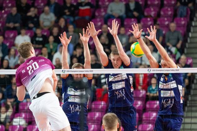 PGE Projekt Warszawa - ACH Volley Ljubljana 17.12.2024 Warsaw, men volleyball , CEV Champions League , game PGE Projekt Warszawa - ACH Woley Ljubljana image shows: Copyright: xFotostykxPhotoxAgencyx 20241217FCTKP220