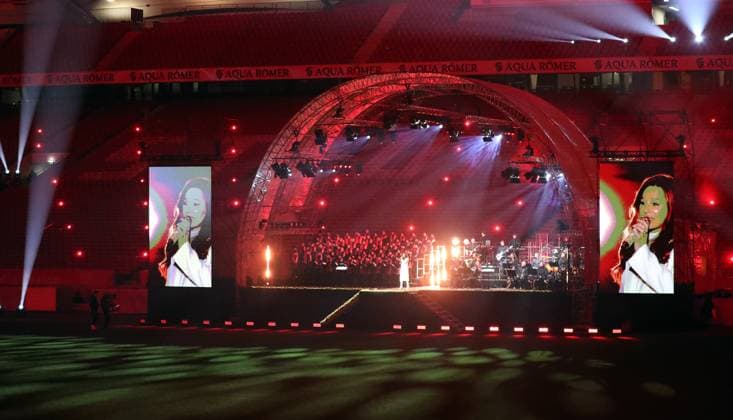 17 12 24 VfB Stuttgart Christmas concert Germany, Stuttgart, 17 12 2024, Football, Bundesliga, VfB Stuttgart Christmas concert Andrea Berg