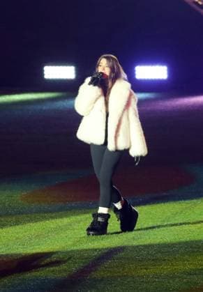 17 12 24 VfB Stuttgart Christmas concert Germany, Stuttgart, 17 12 2024, Football, Bundesliga, VfB Stuttgart Christmas concert Vanessa Mai