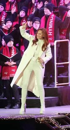 17 12 24 VfB Stuttgart Christmas concert Germany, Stuttgart, 17 12 2024, Football, Bundesliga, VfB Stuttgart Christmas concert Andrea Berg