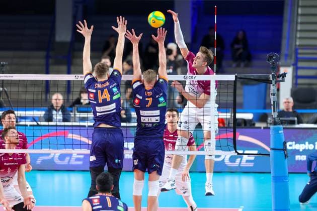 WARSZAWA 17.12.2024 MECZ 4. KOLEJKA GRUPA A LIGA MISTRZOW MEZCZYZN SEZON 2024 2025 --- VOLLEYBALL MENS CEV CHAMPIONS LEAGUE GROUP A MATCH IN WARSAW: PGE PROJEKT WARSZAWA - ACH VOLLEY LJUBLJANA ARTUR SZALPUK FOT. ANNA KLEPACZKO FOTOPYK NEWSPIX.PL --- newspix.pl POLAND OUT! 