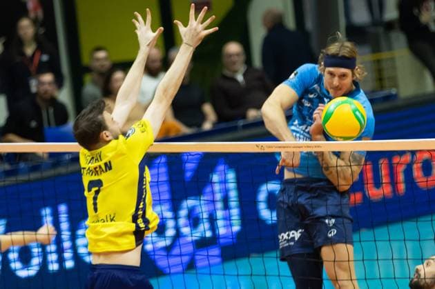 VOLLEY - Champions League Men - Vero Volley Monza vs Fenerbahce Medicano Istanbul Taylor Averill (Mint Vero Volley Monza) during round 4 of Champions League Men between Mint VeroVolley Monza and Fenerbahce Istanbul at Opiquad Arena, Monza, Italy on December 17, 2024 during Vero Volley Monza vs Fenerbahce Medicano Istanbul, CEV Champions League volleyball match in Monza, Italy, December 17 2024 Monza Italy  Copyright: xIPAxSport ABACAx