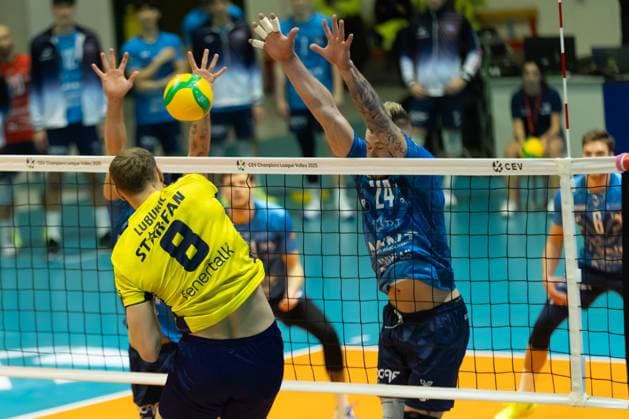 VOLLEY - Champions League Men - Vero Volley Monza vs Fenerbahce Medicano Istanbul LUBURIC Drazen (Fenerbahce Medicana Istanbul) during round 4 of Champions League Men between Mint VeroVolley Monza and Fenerbahce Istanbul at Opiquad Arena, Monza, Italy on December 17, 2024 during Vero Volley Monza vs Fenerbahce Medicano Istanbul, CEV Champions League volleyball match in Monza, Italy, December 17 2024 Monza Italy  Copyright: xIPAxSport ABACAx
