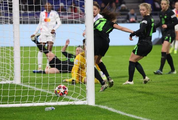 OL WOLFSBURG UEFA CHAMPION LEAGUE PHOTOPQR LE PROGRES Richard MOUILLAUD - Décines-Charpieu 17 12 2024 - OL WOLFSBURG UEFA CHAMPION LEAGUE -OL WOLFSBURG UEFA WOMENS CHAMPIONS LEAGUE FOOT FEMININ But dre lyon marqué par Danielle Van De Donk en seconde période Décines-Charpieu Rhône Rhône-Alpes France  Copyright: xPHOTOPQR LExPROGRES MAXPPPxRichardxMOUILLAUDx 20241217LPL3346 0786350976st