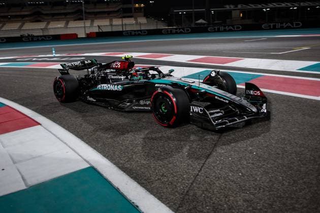 F1 - ABU DHABI POST-SEASON TEST 2024 12 KIMI ANTONELLI Andrea (ita), Mercedes AMG F1 Team W15, action during the Formula 1 Abu Dhabi post-season test 2024, on December 10, 2024 on the Yas Marina Circuit, in Abu Dhabi, United Arab Emirates - Abu DhabiUnited Arab Emirates  Copyright: xXavixBonillax