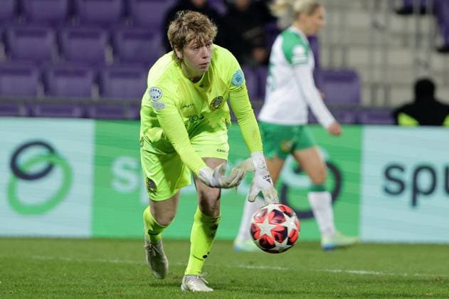 WOMEN SOCCER - UEFA CL, St.Poelten vs Hammarby VIENNA,AUSTRIA,18.DEC.24 - WOMEN SOCCER - UEFA Women s Champions League, group stage, SKN Sankt Poelten vs Hammarby IF. Image shows Moa Edrud (Hammarby).  GEPAxpictures xWalterxLuger
