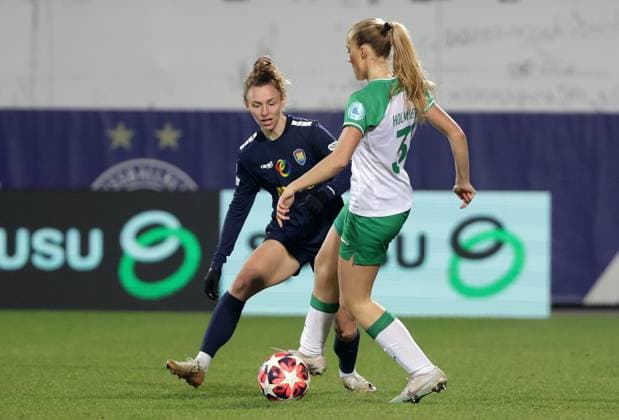 WOMEN SOCCER - UEFA CL, St.Poelten vs Hammarby VIENNA,AUSTRIA,18.DEC.24 - WOMEN SOCCER - UEFA Women s Champions League, group stage, SKN Sankt Poelten vs Hammarby IF. Image shows Rita Schumacher (St.Poelten) and Smilla Holmberg (Hammarby).  GEPAxpictures xWalterxLuger