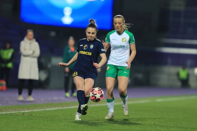 Vienna Austria, December 18th, 2024: Melike Pekel (38 SKN St Polten) in action during the UEFA Womens European Champions League match St Polten vs Hammarby at Viola Park Tom Seiss SPP (Tom Seiss SPP) Copyright: xTomxSeissx xSPPx spp-en-ToSeSp-20241217 St Polten vs Hammarby-6399