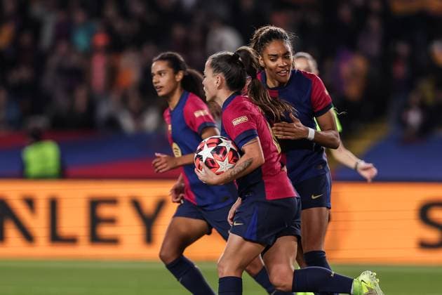 December 18, 2024, Barcelona, Barcelona, Spain: Claudia Pina of FC Barcelona, Barca Femenino celebrates a goal with her teammates during the UEFA WomenÃ¢â‚¬â ¢s Champions League Group Stage MD6, football match played between FC Barcelona and Manchester City FC at Estafi Olimpic Lluis Companys on December 18, 2024 in Barcelona, Spain. Barcelona Spain - ZUMAa181 20241218_zaa_a181_048 Copyright: xJavierxBorregox