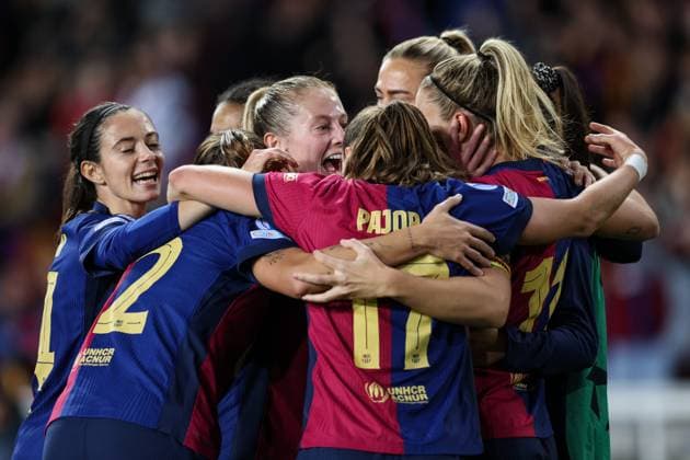 Barcelona, Spain, December 18th 2024: Players of FC Barcelona, Barca celebrates after scoring during the UEFA Womens Champions League football match between FC Barcelona and Manchester City at the Estadi Olimpic Lluis Companys in Barcelona, Spain (Judit Cartiel SPP) Copyright: xJuditxCartielx xSPPx spp-en-JuCaSp-JUCA2012