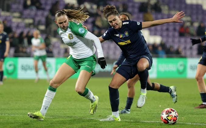 WOMEN SOCCER - UEFA CL, St.Poelten vs Hammarby VIENNA,AUSTRIA,18.DEC.24 - WOMEN SOCCER - UEFA Women s Champions League, group stage, SKN Sankt Poelten vs Hammarby IF. Image shows Vilde Hasund (Hammarby) and Leonarda Balog (St.Poelten).  GEPAxpictures xWalterxLuger