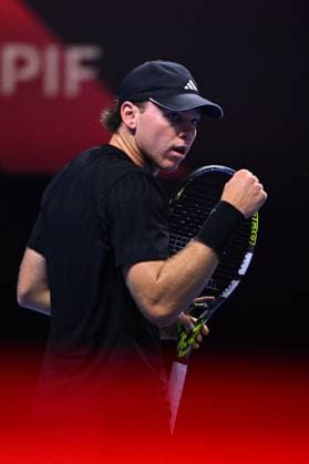 NextGen ATP, Tennis Herren Finals First Round - Jeddah Alex Michelsen (USA) during his first round match at the 2024 NextGen ATP Finals in Jeddah, Saudi Arabia on December 18, 2024. Photo by Corinne Dubreuil ABACAPRESS.COM Jeddah Saudi Arabia  Copyright: xDubreuilxCorinne ABACAx