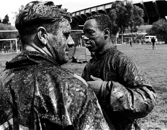 IAN WRIGHT AND PAUL GASCOIGNE (GAZZA) TRAINING IN IZMIR, TURKEY, FOR A WORLD CUP QUALIFIER MATCH, 1993. PICTURE DAVID ASHDOWN. 6belter.jpg DMGTCHPDPICT000349932759