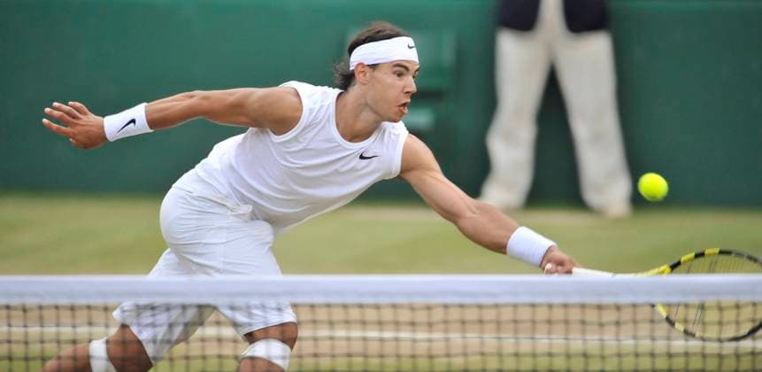 WIMBLEDON TENNIS CHAMPIONSHIPS 2008. 12th DAY 6 7 2008 MENS FINAL ROGER FEDERER V R.NADAL PICTURE DAVID ASHDOWN WIMBLEDON 2008 DMGTCHPDPICT000404176908