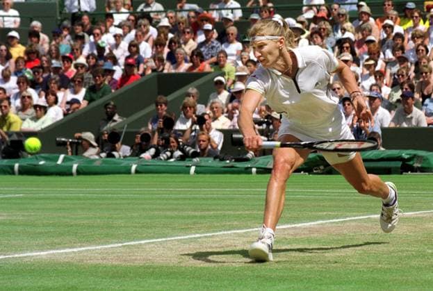 Steffi Graf Wimbledon Tennis Championships June 1999 during her semi final match against Mirjana Lucic Steffi Graf Wimbledon Tennis Championships 1999 DMGTCHPDPICT000405750274