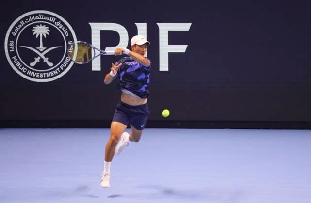 (241219) -- JEDDAH, Dec. 19, 2024 -- Shang Juncheng of China hits a return during the round robin match against Nishesh Basavareddy of the United States at the Next Gen ATP, Tennis Herren Finals tennis tournament in Jeddah, Saudi Arabia, Dec. 19, 2024. ) (SP)SAUDI ARABIA-JEDDAH-TENNIS-NEXT GEN ATP FINALS LuoxChen 