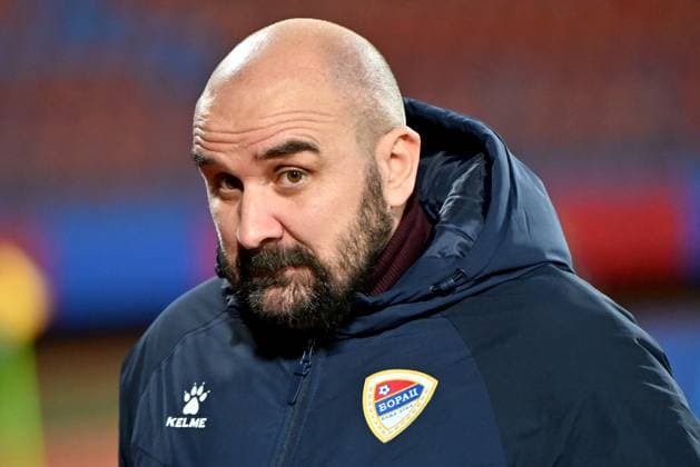 Banja Luka, BIH, December 19th 2024: Mladen Zizovic head coach of Borac Banja Luka before the UEFA Conference League, League phase, match between Borac Banja Luka (BIH) and Omonoia (Cyprus) at Gradski stadion, Banja Luka, BIH. (Igor Kupljenik SPP) Copyright: xIgorxKupljenikx xSPPx spp-en-IgKuSp-IK2_8174