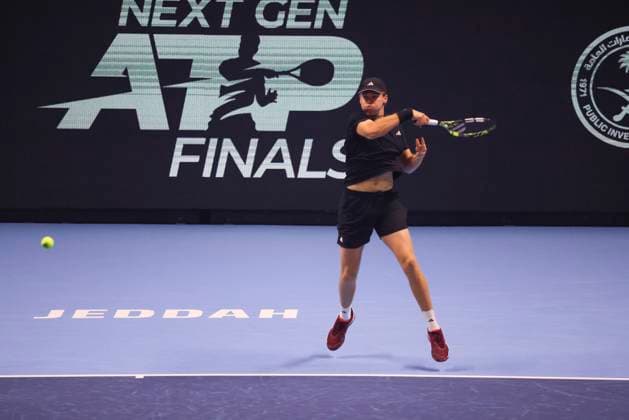 (241220) -- JEDDAH, Dec. 20, 2024 -- Alex Michelsen of the United States hits a return during the round robin match against Shang Juncheng of China at Next Gen ATP, Tennis Herren Finals tennis tournament in Jeddah, Saudi Arabia, Dec. 20, 2024. ) (SP)SAUDI ARABIA-JEDDAH-TENNIS-NEXT GEN ATP FINALS LuoxChen 