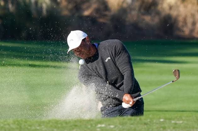 December 20, 2024, Orlando, Florida, USA: Tiger Woods hits out of a greenside bunker on to the 18th hole at the PNC Championship Pro-Am at the Ritz-Carlton Golf Club. Orlando USA - ZUMAw109 20241220_fap_w109_002 Copyright: xDebbyxWongx
