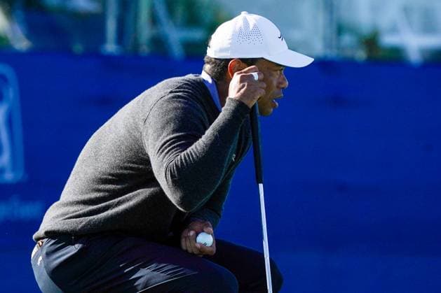 December 20, 2024, Orlando, Florida, USA: Tiger Woods lines up a putt on to the 18th green at the PNC Championship Pro-Am at the Ritz-Carlton Golf Club. Orlando USA - ZUMAw109 20241220_fap_w109_012 Copyright: xDebbyxWongx