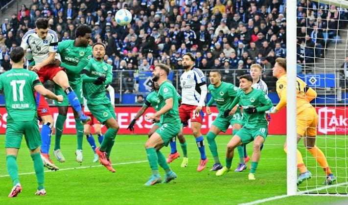 21 12 2024 Soccer Season 2024 2025 2 Soccer Bundesliga 17 Matchday Hamburger SV HSV Hamburg SpVgg Greuther Fürth Kleeblatt Sportfoto Zink MeZi xmexzix DFL regulations prohibit any use of photographs as image sequences and or quasi video only for editorial use Dennis Hadzikadunic 5, Hamburger SV HSV scores goal Goal shot for 1 0 against Moritz Schulze 42, SpVgg Greuther Fürth
