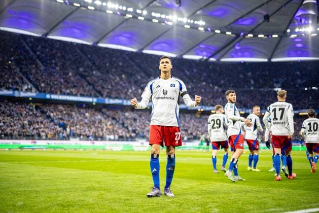 Hamburg, December 21, 2024 Soccer, 2 Bundesliga 2024 25, Hamburger SV SpVgg Greuther Fürth Davie Selke Hamburger SV, 27 celebrates his goal for 2 0 DFL REGULATIONS PROHIBIT ANY USE OF PHOTOGRAPHS AS IMAGE SEQUENCES AND OR QUASI VIDEO