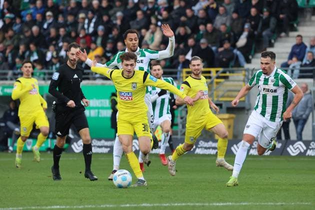 Maurice Krattenmacher SSV Ulm 1846, 30 GER, Preussen Muenster vs SSV Ulm 1846, Football, 2 Liga, Matchday 17, Season 2024 2025, 21 12 2024 DFL REGULATES PROHIBIT ANY USE OF PHOTOGRAPHS AS IMAGE SEQUENCES AND OR QUASI VIDEO GER, Preussen Muenster vs SSV Ulm 1846, Football, 2 Liga, Matchday 17, Season 2024 2025, 21 12 2024 Muenster Copyright: xEibner-Pressefoto FrankxZeisingx EP_FZG