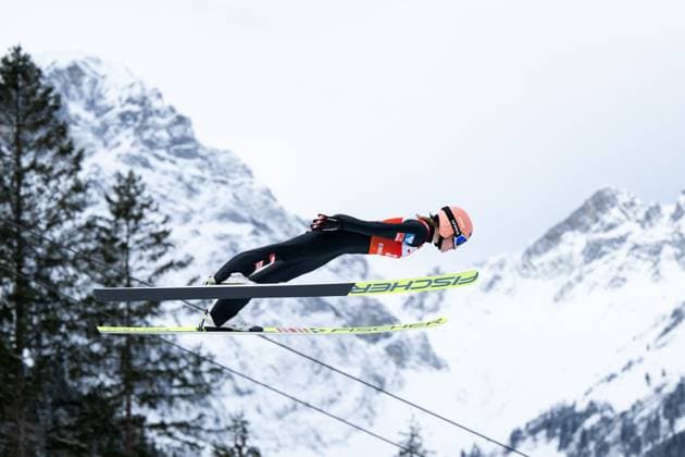Sara Marita Kramer (Oesterreich), SUI, FIS Viessmsann Skisprung Weltcup Engelberg Groß-Titlis-Schanze, Wettkampf Einzelspringen, Saison 2024 2025, 21.12.2024 SUI, FIS Viessmsann Skisprung Weltcup Engelberg Groß-Titlis-Schanze, Wettkampf Einzelspringen, Saison 2024 2025, 21.12.2024 Engelberg *** Sara Marita Kramer Austria , SUI, FIS Viessmann Ski Jumping World Cup Engelberg Gross Titlis Ski Jump, Individual Jumping Competition, Season 2024 2025, 21 12 2024 SUI, FIS Viessmann Ski Jumping World Cup Engelberg Gross Titlis Ski Jump, Individual Jumping Competition, Season 2024 2025, 21 12 2024 Engelberg Copyright: xEibner-Pressefoto Memmlerx EP_MMR