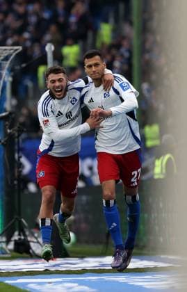 21 12 2024, Soccer 2 Bundesliga 2024 2025, Matchday 17, Hamburger SV SpVgg Greuther Fürth, at Volksparkstadion Hamburg Jubel L R William Mikelbrencis Hamburg and scorer Davie Selke Hamburg to score 4 0 DFL and DFB regulations prohibit any use of photographs as image sequences and or quasi video
