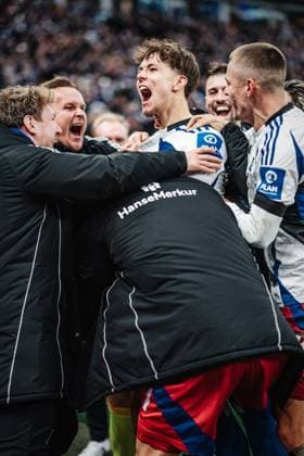 Soccer Men Season 2024 2025 2 Soccer Bundesliga 17 Matchday Hamburger SV vs SpVgg Greuther Fürth 21 12 2024 Otto Emerson Stange 49, HSV scores his first Bundesliga goal and cheers Hamburg Volksparkstadion Hamburg Germany