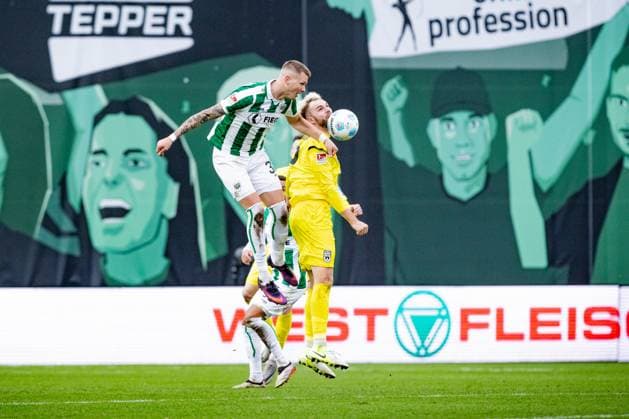 Soccer Men 2 Bundesliga 17 Matchday Season 2024 2025 SC Preußen Münster vs SSV Ulm 1846 Soccer 21 12 2024 31 Holmbert Aron Fridjonsson SC Preußen Münster , 32 Philipp Strompf SSV Ulm 1846 Soccer DFL regulations prohibit any use of photographs as image sequences and or quasi video Münster Preußenstadion Nordrheinwestfalen Germany
