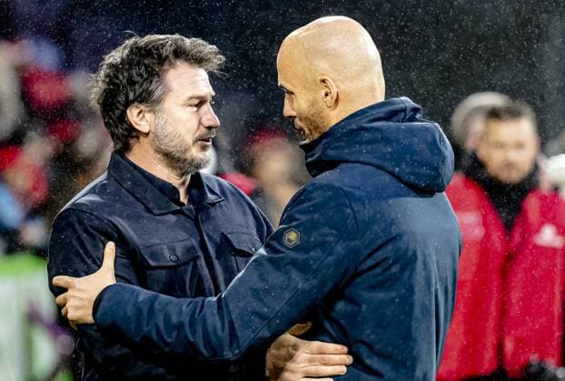 DEVENTER, Netherlands, 21-12-2024, football, De Adelaarshorst, Dutch eredivisie, season 2024 2025, during the match Go Ahead Eagles - NAC, NAC Breda trainer Carl Hoefkens, Go Ahead Eagles trainer Paul Simonis Go Ahead Eagles - NAC  x27112937x Copyright: