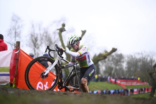 UCI Cyclocross World Cup Hulst 2024 HULST, THE NETHERLANDS - DECEMBER 21 : during the 5th leg of the UCI Cyclocross World Cup series 2024-2025 in Hulst, The Netherlands, 21 12 2024 Hulst The Netherlands  Copyright: xGvgx
