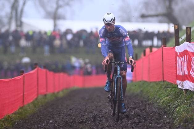 UCI Cyclocross World Cup Hulst 2024 HULST, THE NETHERLANDS - DECEMBER 21 : during the 5th leg of the UCI Cyclocross World Cup series 2024-2025 in Hulst, The Netherlands, 21 12 2024 Hulst The Netherlands  Copyright: xGvgx
