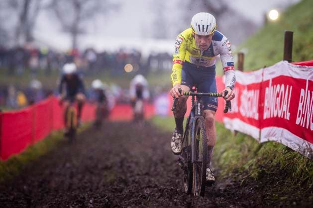 UCI Cyclocross World Cup Hulst 2024 HULST, THE NETHERLANDS - DECEMBER 21 : Kuhn Kevin (SUI) of Charles Liegeois Roastery Cx during the 5th leg of the UCI Cyclocross World Cup series 2024-2025 in Hulst, The Netherlands, 21 12 2024 Hulst The Netherlands  Copyright: xGvgx