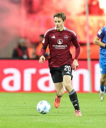 21 12 2024 Soccer Season 2024 2025 2 Soccer Bundesliga 17 Matchday 1 FC Nürnberg FCN Club Eintracht Braunschweig EBS BTSV Sportfoto Zink DaMa xdaxmax DFL regulations prohibit any use of photographs as image sequences and or quasi video only for editorial use Caspar Jander 20, 1 FC Nürnberg FCN Freisteller Einzelbild