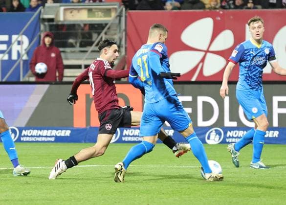 21 12 2024 Soccer Season 2024 2025 2 Soccer Bundesliga 17 Matchday 1 FC Nürnberg FCN Club Eintracht Braunschweig EBS BTSV Sportfoto Zink DaMa xdaxmax DFL regulations prohibit any use of photographs as image sequences and or quasi video only for editorial use Berkay Yilmaz 21, 1 FC Nürnberg FCN Sven Köhler Köhler 27, Eintracht Braunschweig BTSV EBS