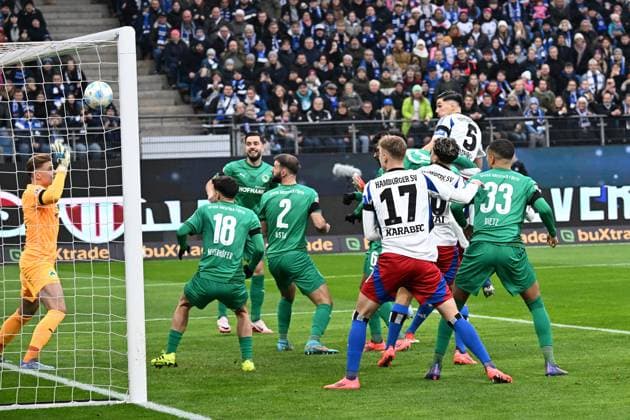 Soccer I Men I Season 2024 2025 I 2 Bundesliga I 17 Matchday I Hamburger SV SpVgg Greuther Fürth I 21 12 2024 The 1 0 by Dennis Hadzikadunic HSV 5 Hamburg Hamburg Hamburg Germany Copyright: xLOBECA NorbertxGettschatx