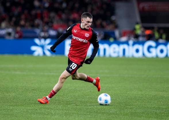 Leverkusen, Bayarena, 21 12 2024 Florian Wirtz Bayer 04 Leverkusen on the ball at the Bundesliga 1 match Bayer 04 Leverkusen vs SC Freiburg