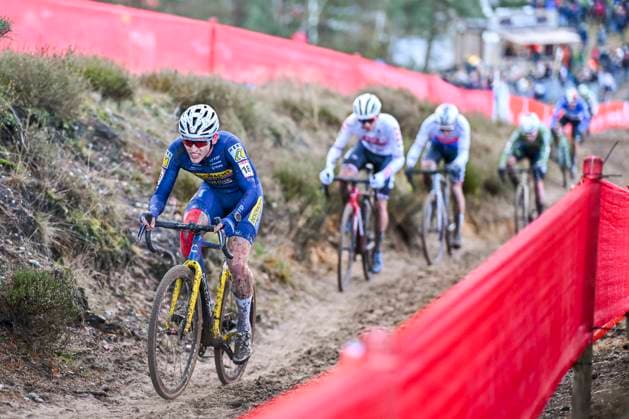 UCI World Cup Zonhoven ZONHOVEN, BELGIUM - DECEMBER 22 : Van De Putte Victor (BEL) of Deschacht-Hens-Maes in action pictured during the UCI Zonhoven World Cup on December 22, 2024 in Zonhoven, Belgium, 22 12 2024 Zonhoven Belgium  Copyright: xBillyxCeustersx