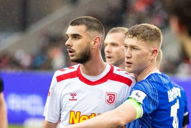 22 12 2024, Soccer, GER, Season, 2 Liga, Season 2024 2025, 17 Matchday, SSV Jahn Regensburg SV Darmstadt 98 Rasim Bulic SSV Jahn and Clemens Riedel DFL REGULATIONS PROHIBIT ANY USE OF PHOTOGRAPHS AS IMAGE SEQUENCES AND OR QUASI VIDEO Regensburg Bayern Germany Jahnstadion Regensburg