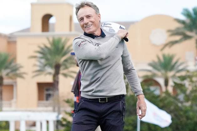December 22, 2024, Orlando, Florida, USA: Bernhard Langer celebrates after making the winning putt on the 18th green during the final round of the PNC Championship at the Ritz-Carlton Golf Club. Orlando USA - ZUMAw109 20241222_fap_w109_013 Copyright: xDebbyxWongx