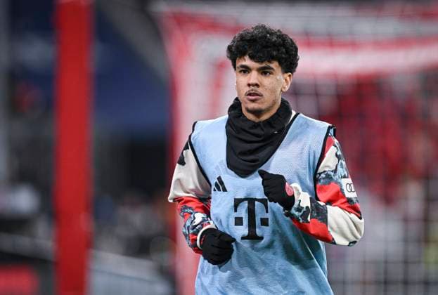 Soccer 1 Bundesliga Season 2024 2025 15 Matchday FC Bayern Muenchen RB Leipzig 20 12 2024 Adam Aznou FC Bayern Muenchen