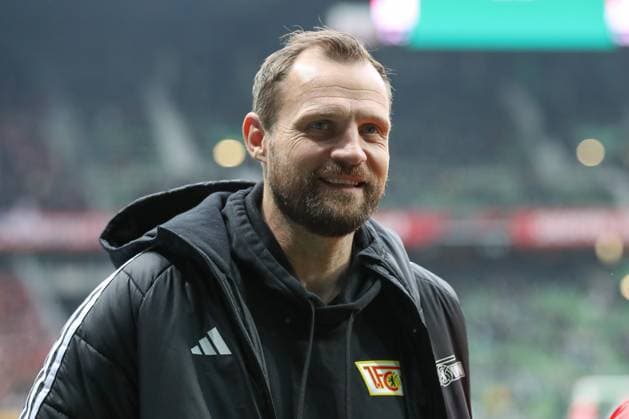 21 12 2024, xtgx, Soccer 1 Bundesliga, SV Werder Bremen 1 FC Union Berlin emspor, v l Bo Svensson Union Berlin, Trainer Portrait, Portraet, Einzelbild DFL DFB REGULATIONS PROHIBIT ANY USE OF PHOTOGRAPHS as IMAGE SEQUENCES and or QUASI VIDEO Bremen