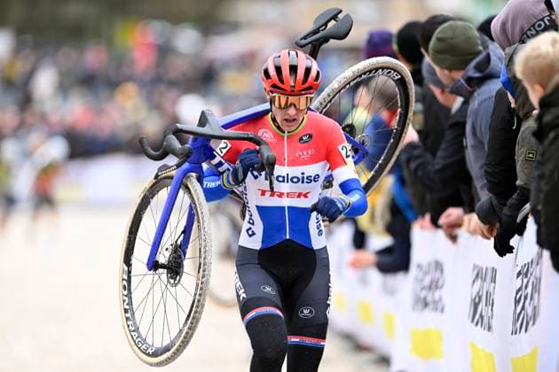 2024 Superprestige Cyclocross Mol MOL, BELGIUM - DECEMBER 23 : Brand Lucinda (NED) of Baloise Trek Lions in action during the 5th leg of the women elite 2024 - 2025 Telenet Superprestige cyclocross race of Mol on December 23, 2024 in Mol, Belgium, 23 12 2024 Mol Belgium  Copyright: xNicoxVereeckenx